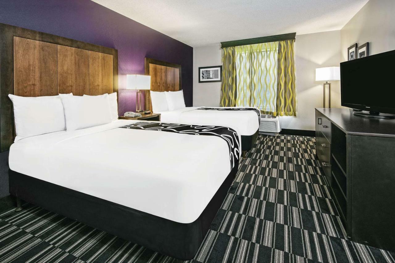 La Quinta Inn & Suites By Wyndham The Woodlands Spring Eksteriør bilde
